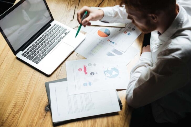 Leveraging Expertise for Market Superiority​